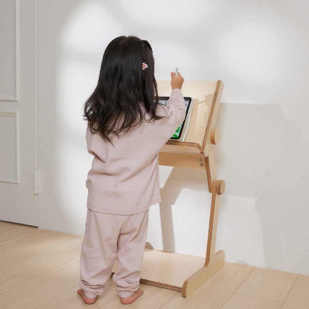 Comme moi Book Stand & Stool Bundle - Zezebaebae