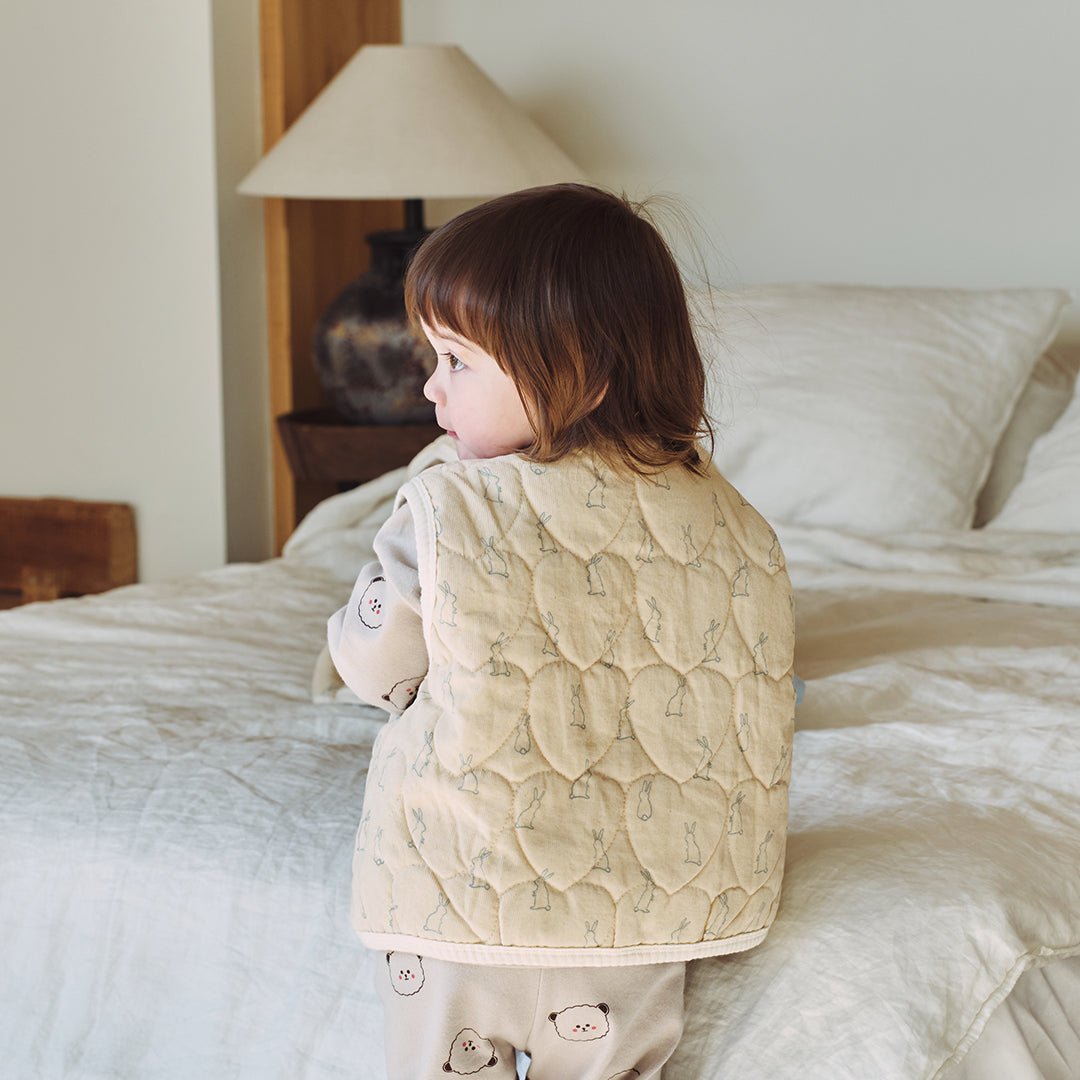 Heart Patterned Rabbit Vest - Zezebaebae
