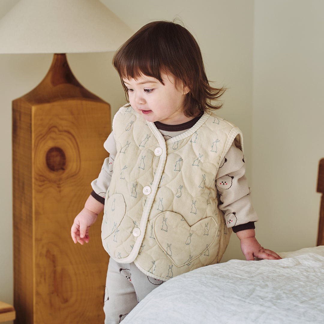 Heart Patterned Rabbit Vest - Zezebaebae